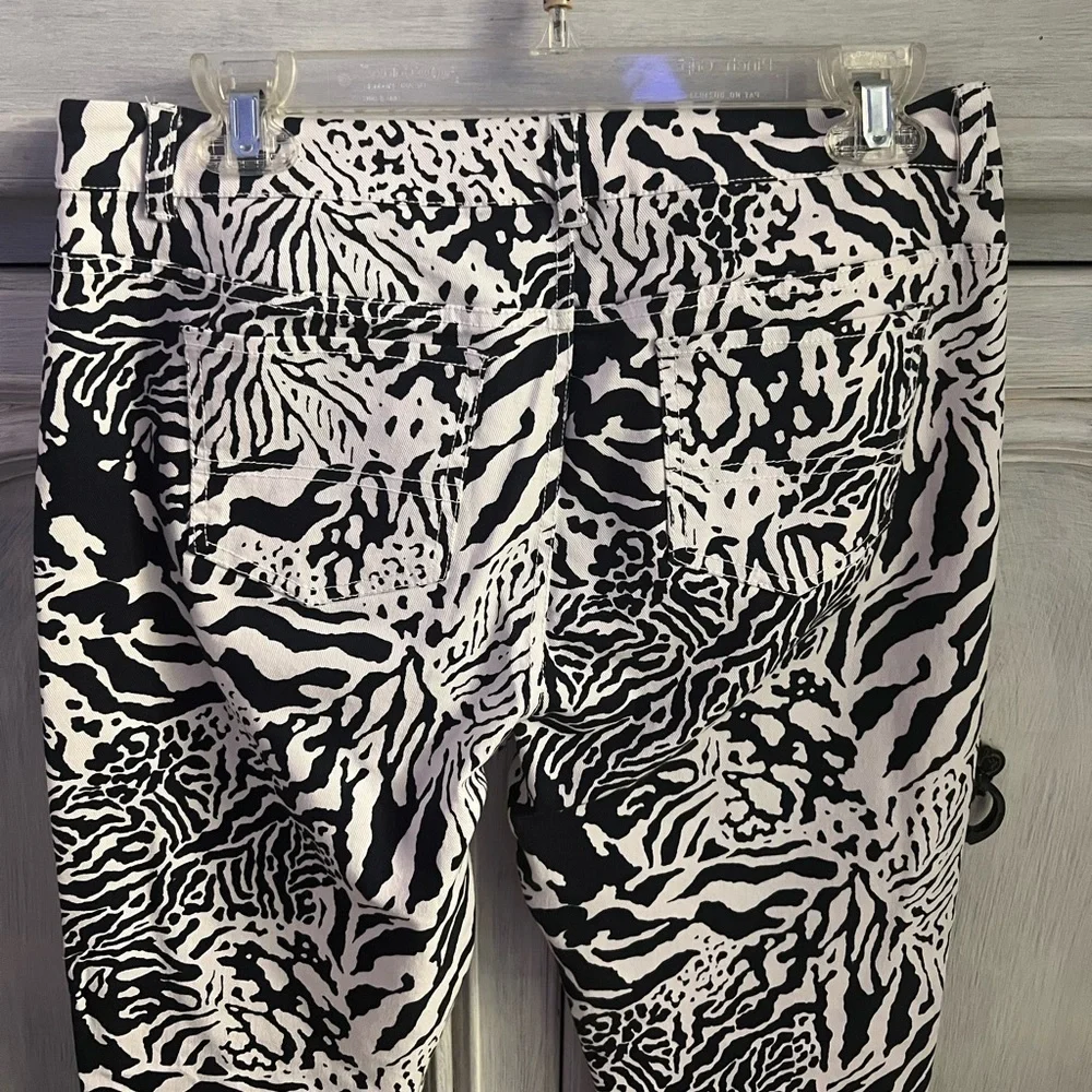 Tyler Boe Black‎ & White Animal Print Twill Frayed Jean